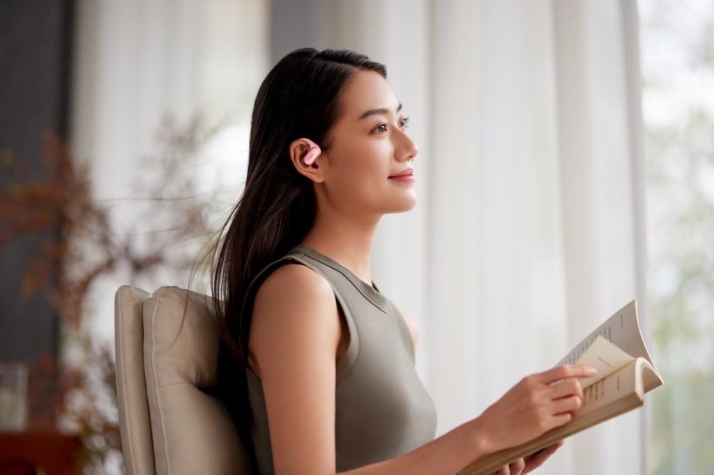 Erajaya Mengumumkan Kehadiran TWS SHOKZ OpenFit&nbsp;Air