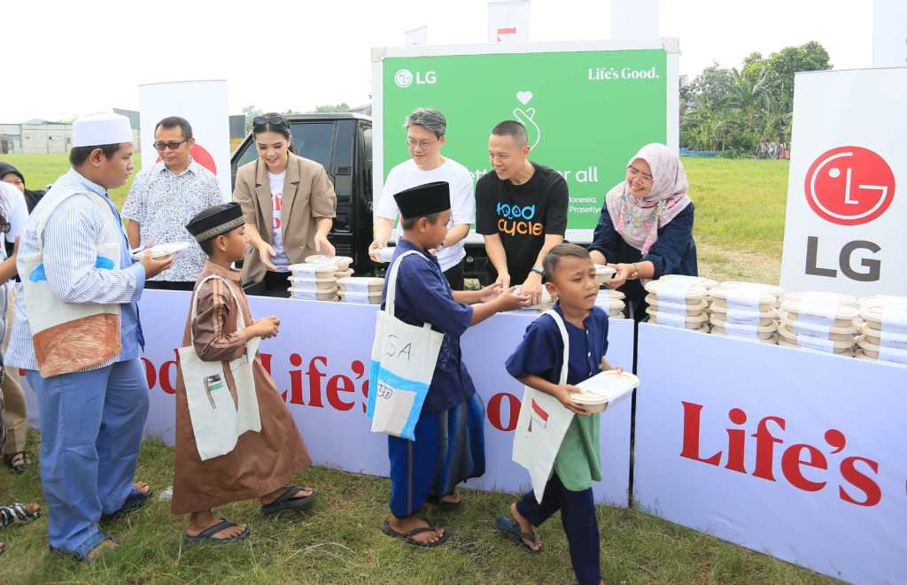 Jadi Penutup Rangkaian Kampanye “Better life for all”, LG Distribusikan 3,000 Paket&nbsp;Makanan
