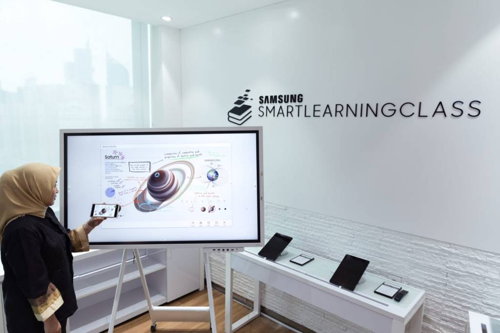 Produk Samsung Professional Display Capai TKDN Hingga&nbsp;43,8%