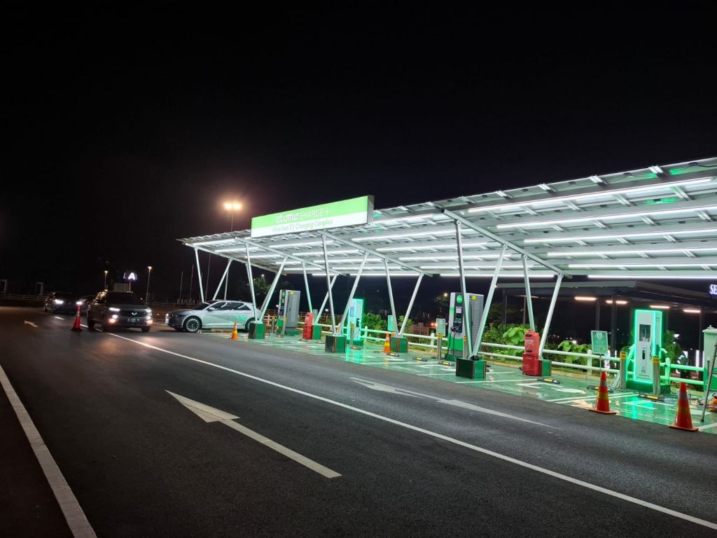 Dukung Penguatan Ekosistem EV, Utomo Charge+ Bangun Super Electric Mobility Hub Pertama di&nbsp;Indonesia